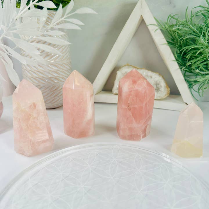 Crystal Rose Quartz Tower - Polerede punkter - Du vælger for engroshandel hos Rock Paradise
