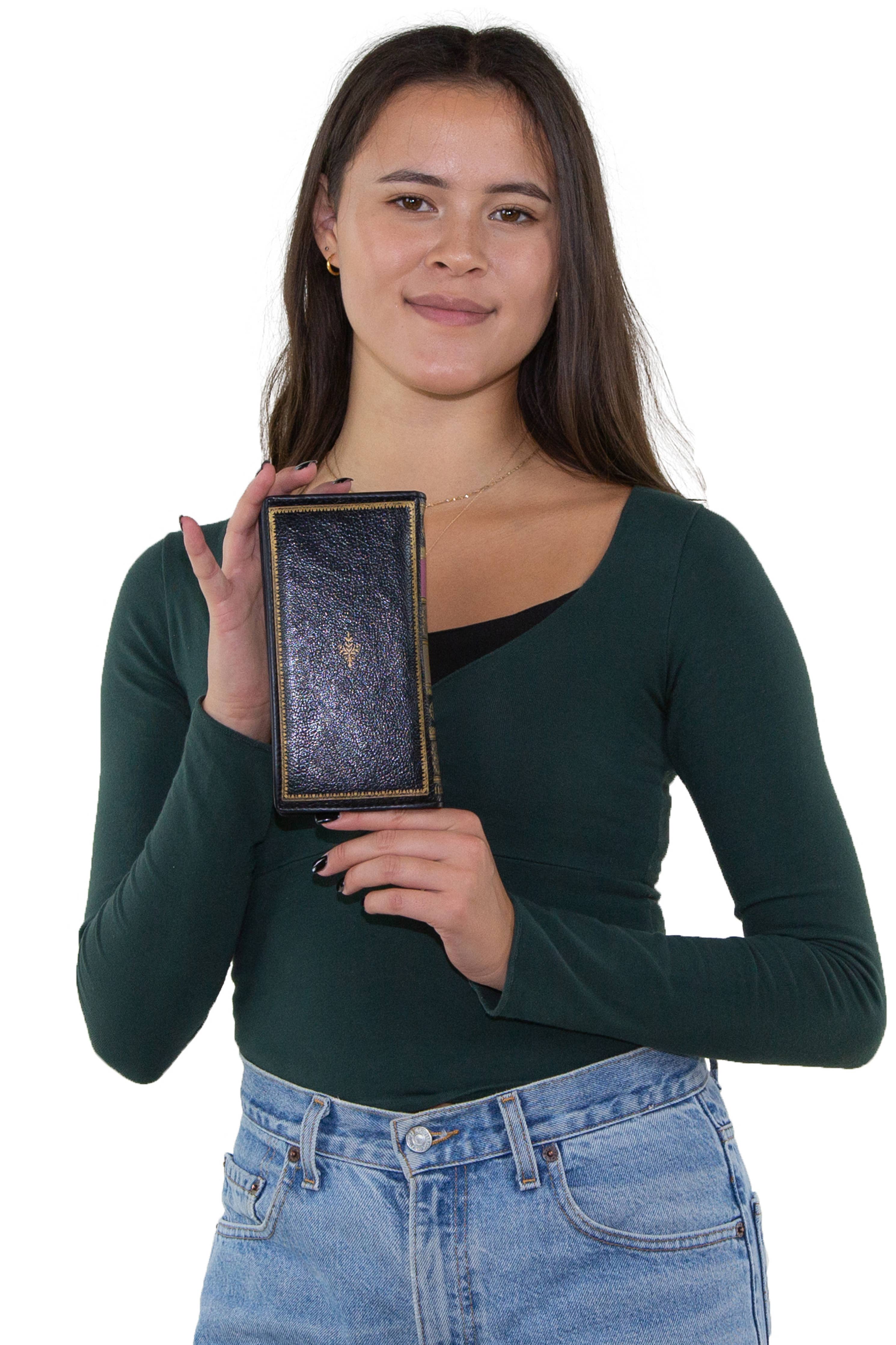 COMECO INC - Wholesale Wallet - Women's - Vintage Book Wallet6