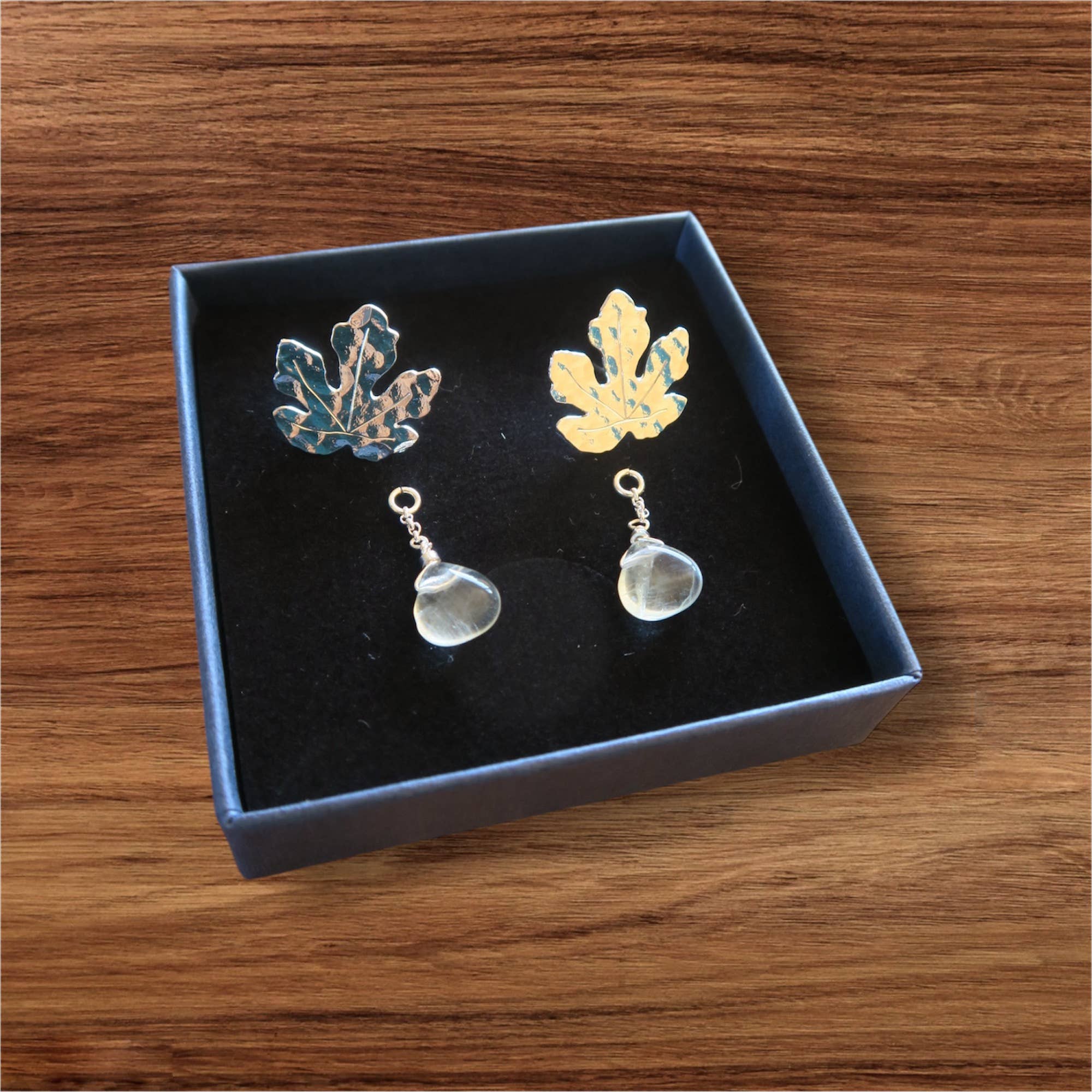 Hirondelle Bijoux - Wholesale Dangle Earrings - Fig leaf earrings4