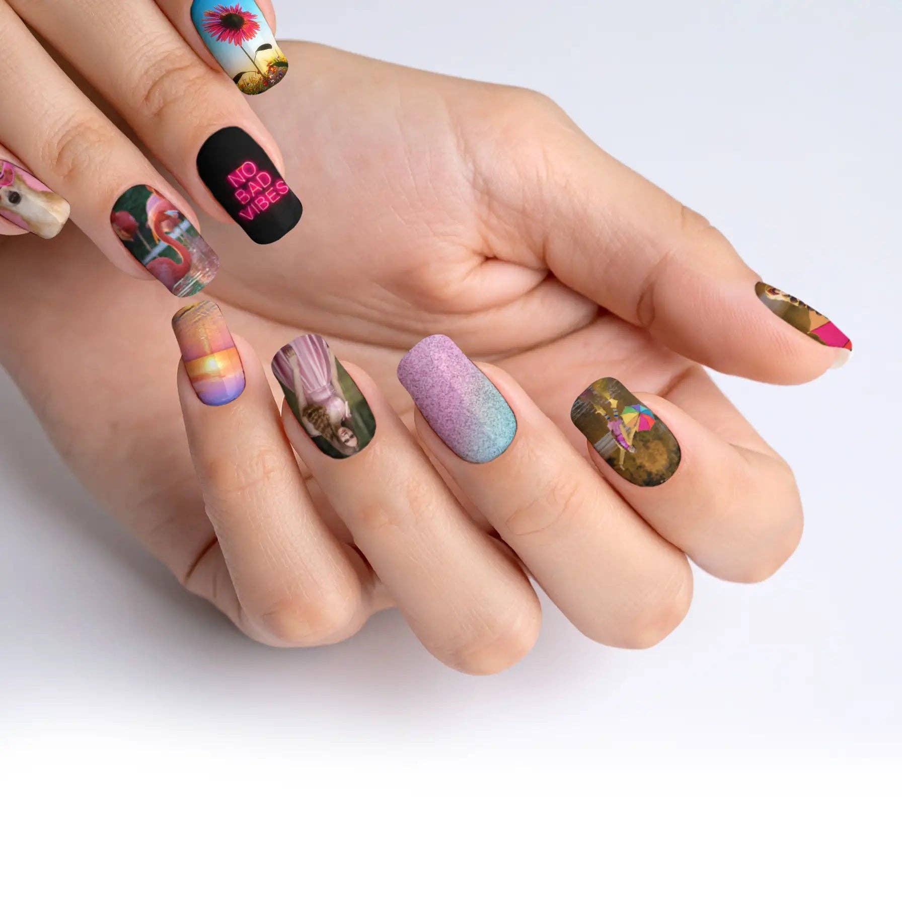 FYNE BODY - Wholesale Press-on/fake nails - Design Your Own Custom Press-On Nails - Oval91