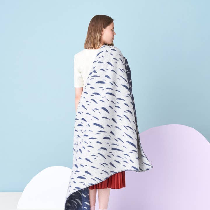 Couverture en laine Tuisku pour la vente par Kauniste