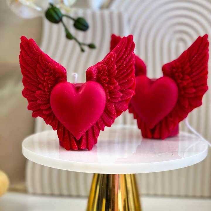 Elegant Heart Wing Candle 4.5x4.5in - Valentines for wholesale by Agaboo Candle