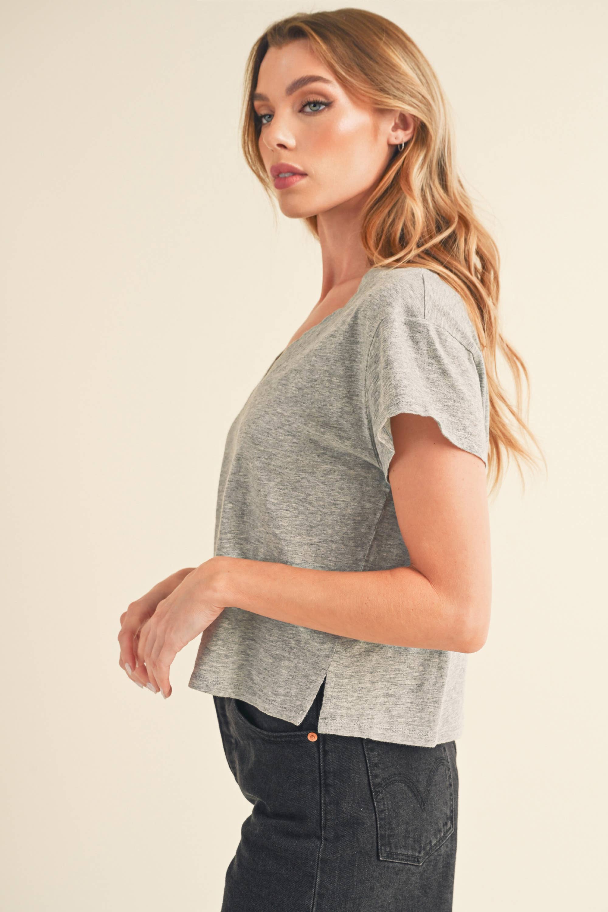 AEMI + CO - Wholesale T-Shirt - Women's - 8281DK Til V-Neck Baby Top8