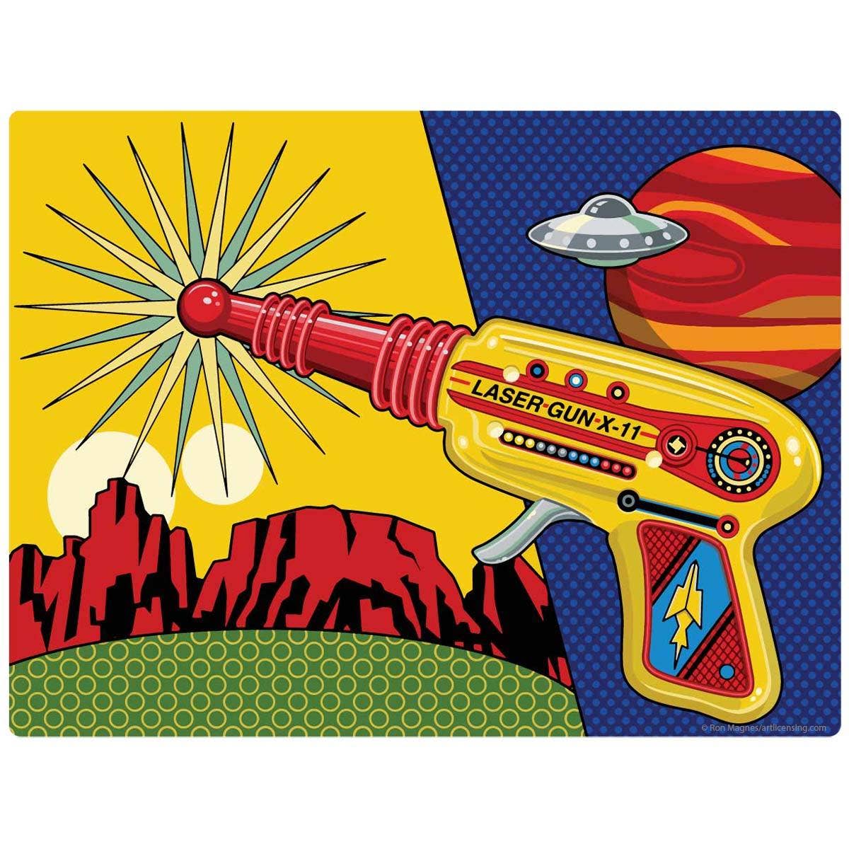 RetroPlanet - Wholesale Wall Decal/Stickers - Toy Laser Gun X-11 & UFO Wall Decal0