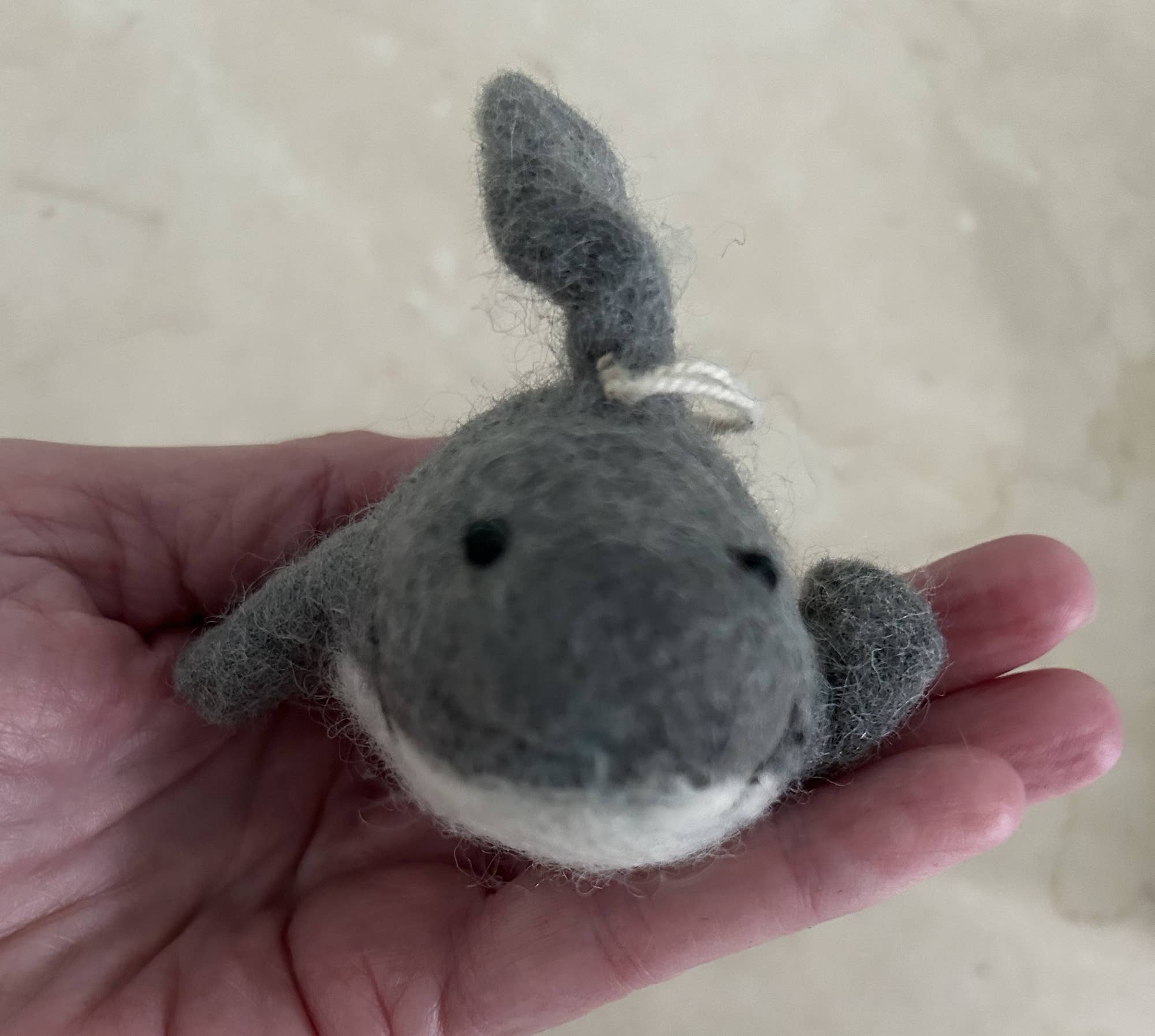 cerruti home – Ornamento por atacado – Ornamento artesanal de feltro “Shark in Buoy”6