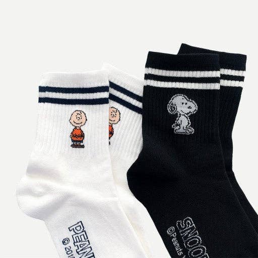 K-Wonderland – Großhandel Socken - Unisex – Peanuts Snoopy & Charlie Brown tägliche Sportknöchelsocken1