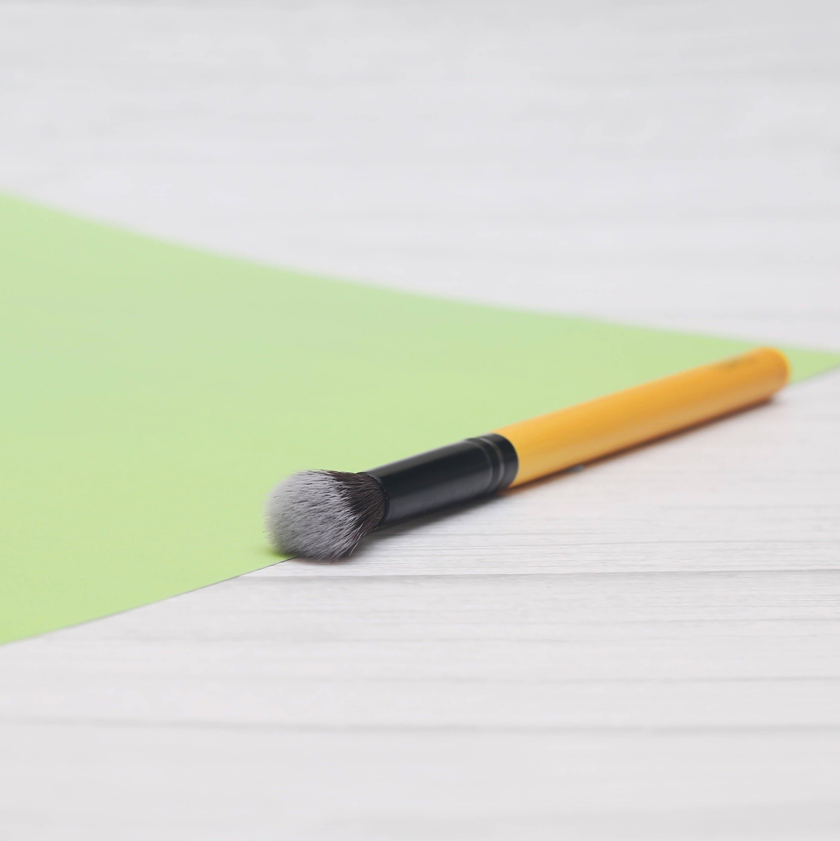 Flawless – wholesale Cheek/face make-up brush – THE Blending Brush2