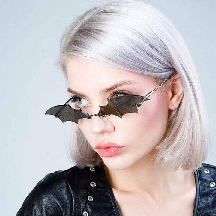 TRENDY FUNNY BAT SHAPE SUNGLASSES_CWASG0362 for wholesale by ACCITY