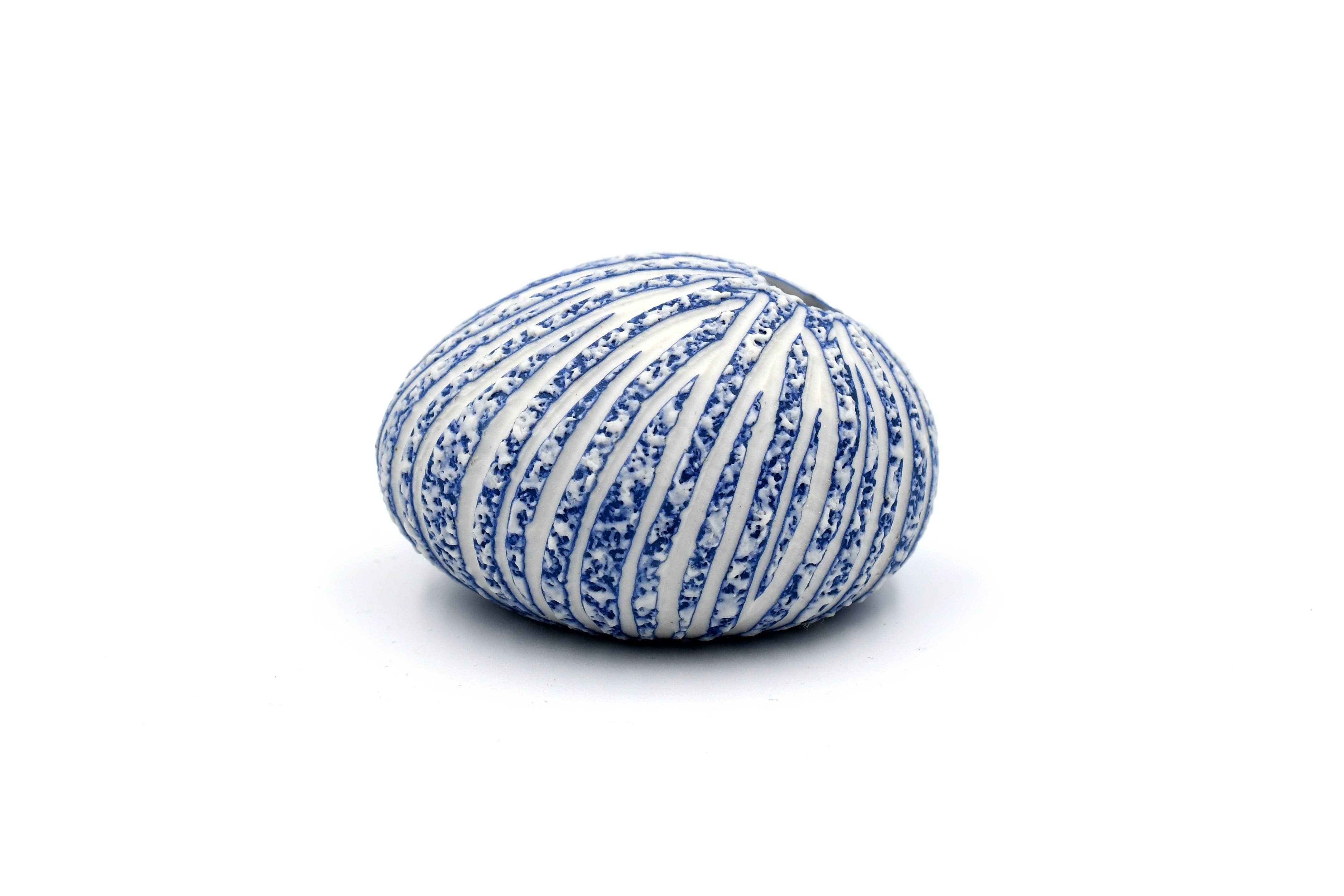 Art Floral Trading LLC - Wholesale Vase - 159W16BLUE PEBBLE MINI S-Handcrafted Porcelain Bud Vase3