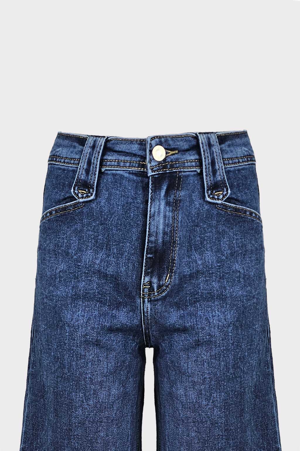 Wide-leg jeans for wholesale on Faire2