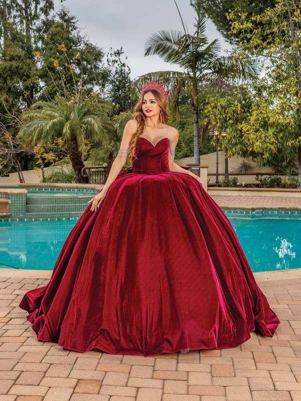 Vestido de Quinceañera com Textura de Veludo Luxuoso por atacado de Dancing Queen Dress