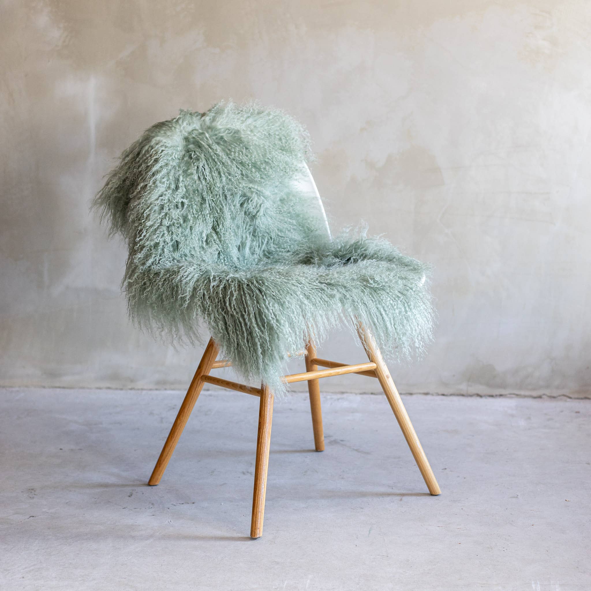 Van Buren - Wholesale Chair Cushion - Tibetan sheepskin | 14 Colors8
