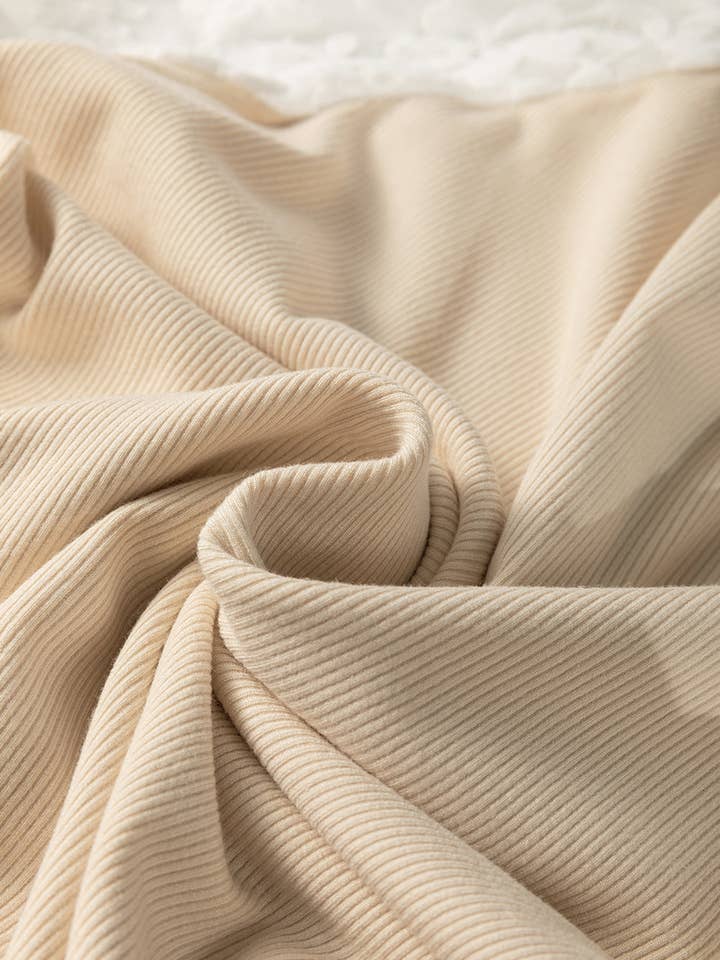 Lovesoft - Wholesale Knit Top - Women's - Beige Floral Lace Patchwork Long Sleeve High Neck Slim Top5