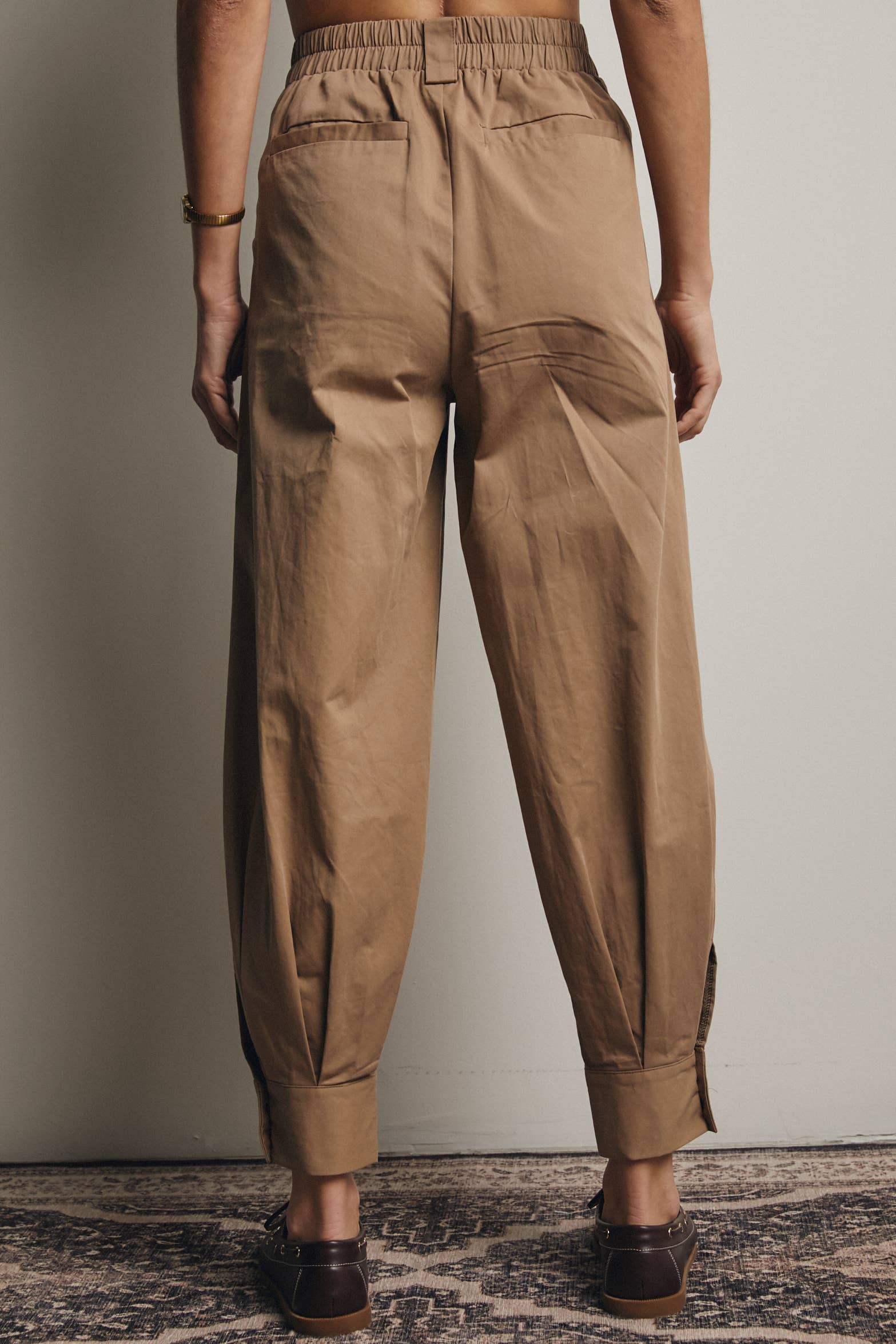 Forte - Vendita all'ingrosso Pantalone - Donna - Pantaloni affusolati con polsino plissettato FP000215