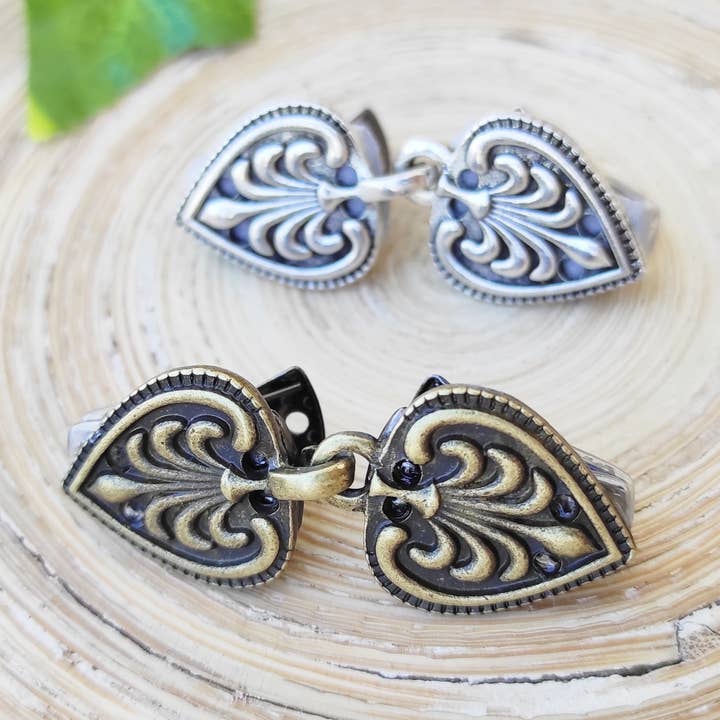 Sluiting voor poncho's, mantels, pasmina's, vesten en sjaals voor wholesale door Cristina SJ creative shop