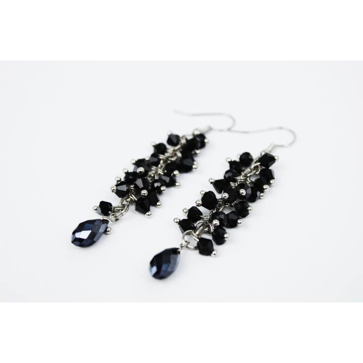 Ninolia – Großhandel Ohrhänger – Schwarze Tropfenohrringe Schwarzer Stein Cluster Ohrringe Edelstein Statement-Schmuck