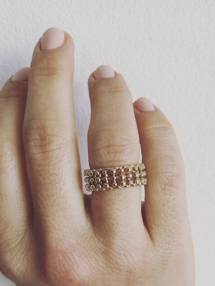 Anel Maelis em Latão Ouro por atacado de Noosa