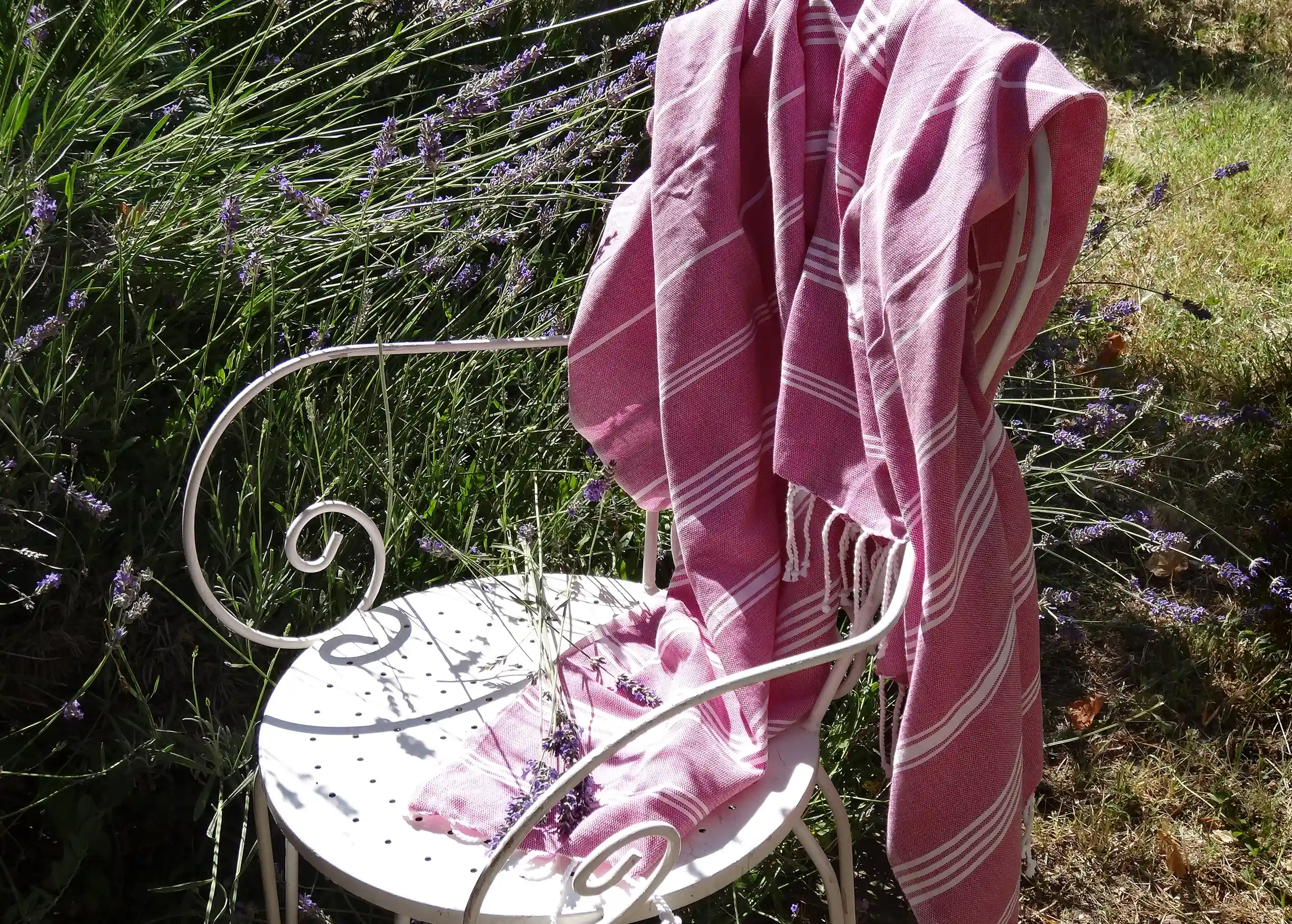 Karawan Authentic - Vendita all'ingrosso Asciugamani da bagno - COTONE BIOLOGICO FOUTA -Collezione HAMMAM- Colore BORDEAUX1