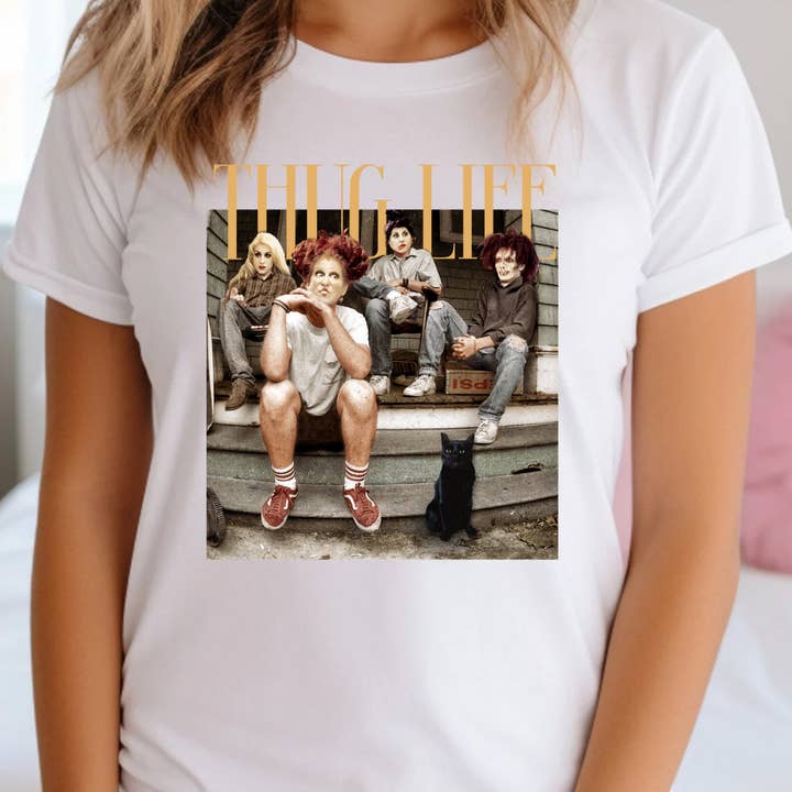 Kiki's Boutique – Großhandel T-Shirt mit Siebdruck – Damen – Thug Life - Sanderson Sisters Herbst T-Shirt2