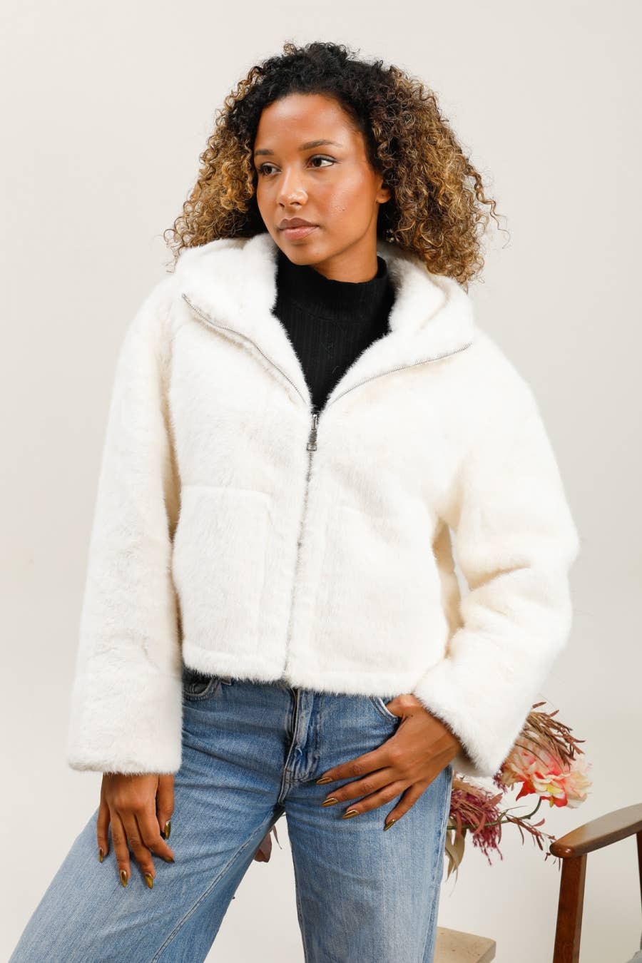 DIX-ONZE – Blusão - Mulher por atacado – Casaco Curto com Efeito de Camurça e Forro de Pele reversível0