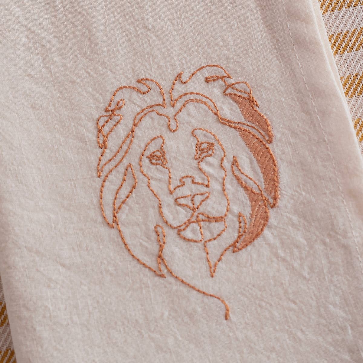 BUSATTI - Wholesale Dinner & Cloth Napkin - ITALIAN GARDEN - Set of 2 embroidered napkins20