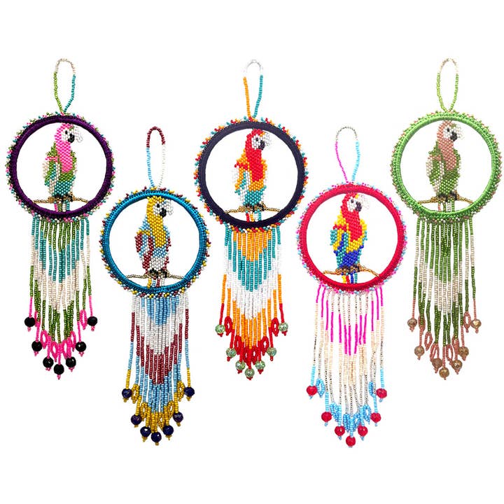 Attrape-rêves à suspendre en forme de perroquet rond pour la vente par Pichincha