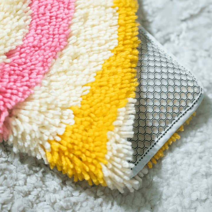 Craft Club - Wholesale DIY craft kit - WHIRL & WAVE BRIGHTS - Rug Making Kit3