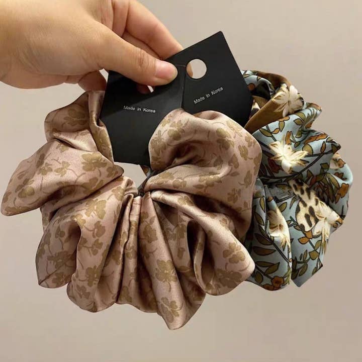 ACCITY - Wholesale Scrunchie - Women's - NEW RETRO GENTLE FLOWER HAIR SCRUNCHIES_CWAHA17414