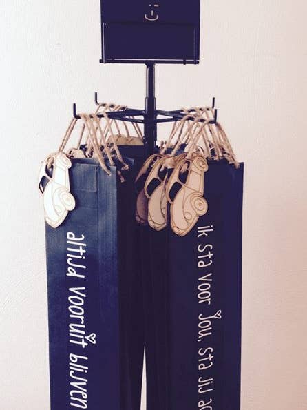 Happy Rider - display with 20 Happy Riders for wholesale by Zinvol.nu