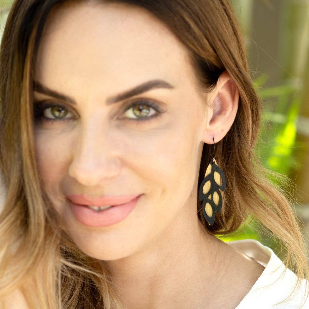 HEIR Leather Jewellery - Vente Boucles d'oreilles pendantes - Boucles d'oreilles double feuille2