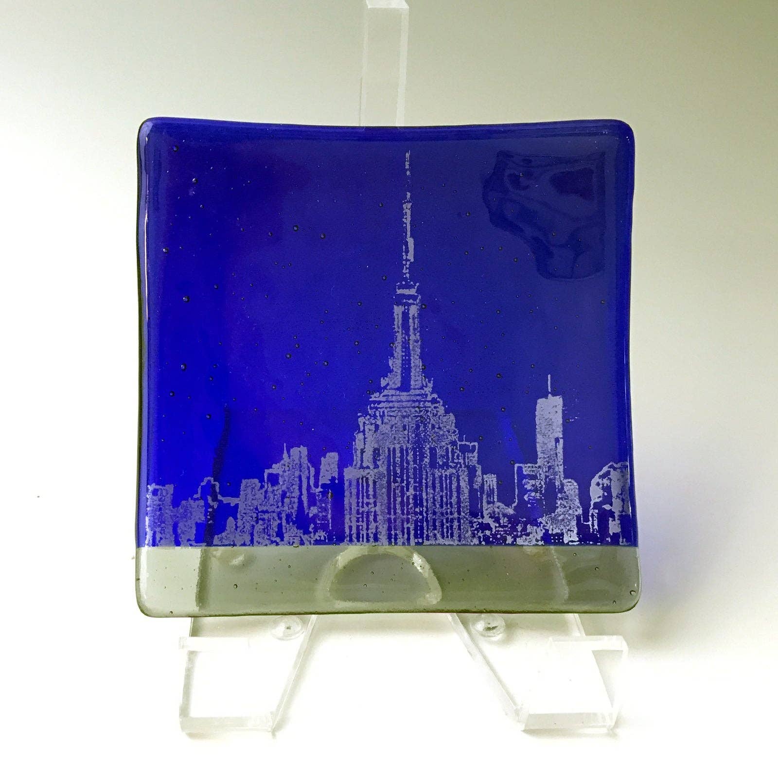 Kiku Handmade | Contemporary Fused Glass Home Goods - Wholesale Decorative Plate/Dish/Bowl - New York City Empire State Building Fused Glass 4.5" Catch-all Dish2