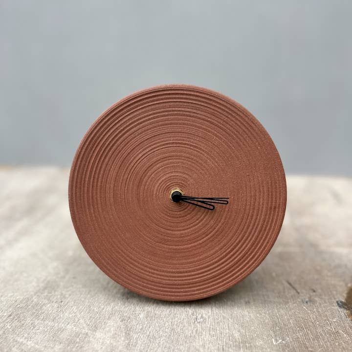 Noot ~Swart - Wholesale Wall Clock - Ceramic Wall Clock – Red Earth – Model A3