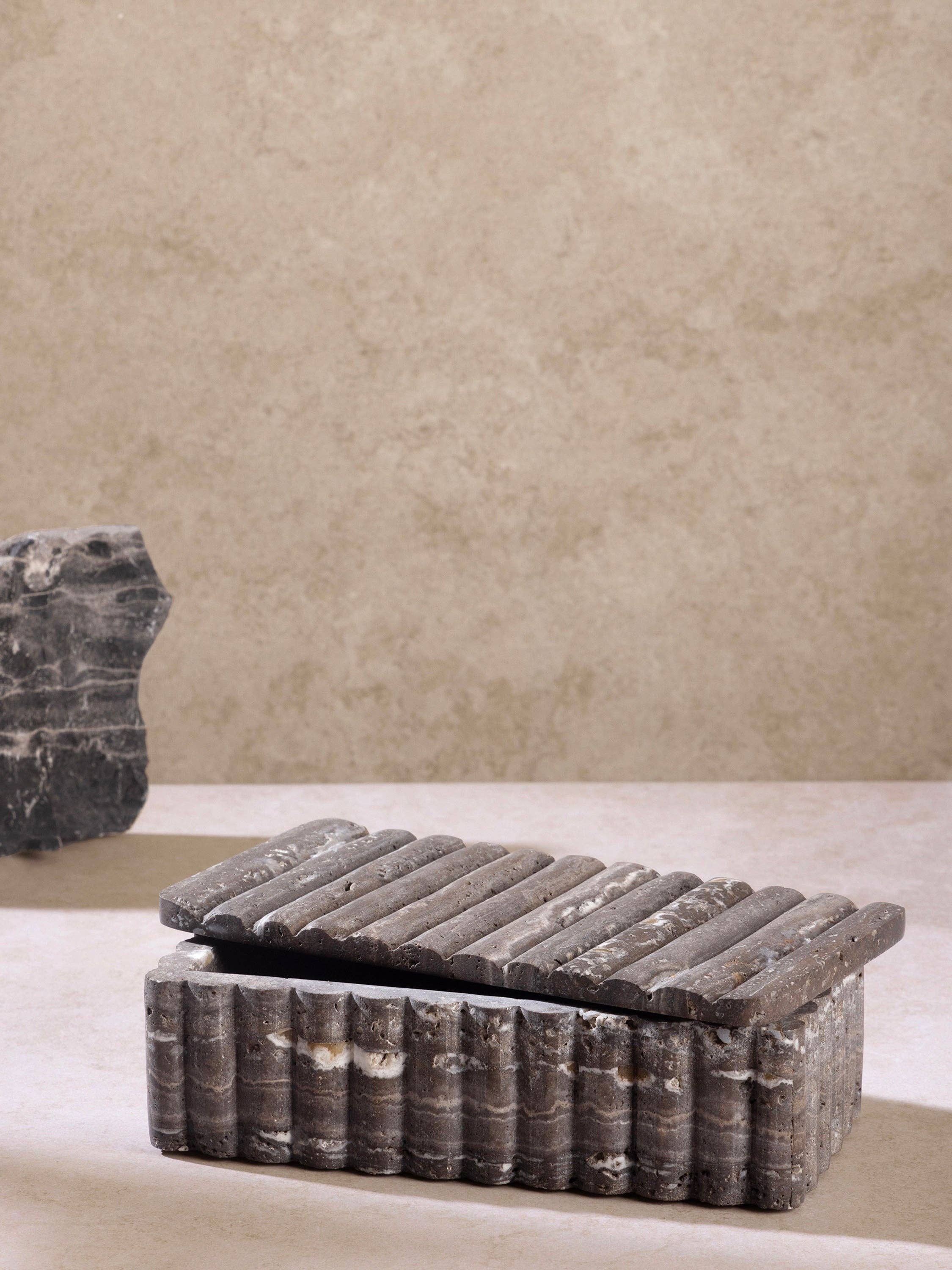 GAURI KOHLI – Großhandel Dekoschachteln – Kuba Dekorative Box – Travertin & Onyx Varianten1