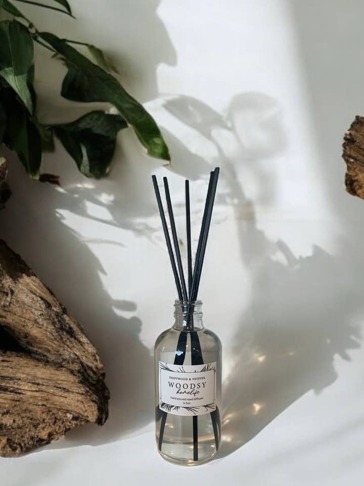 Driftwood & Vetiver Reed Diffuser for wholesale by Woodsy Homelife