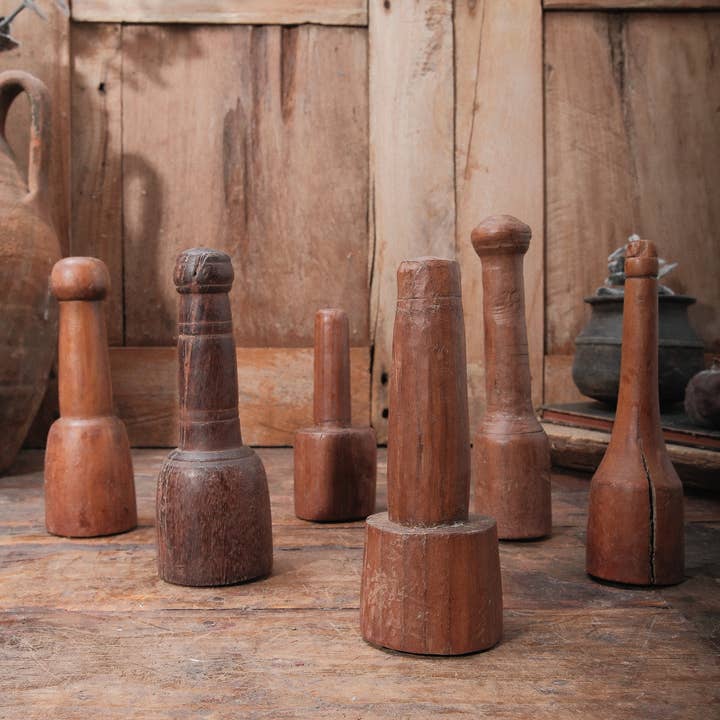 Golden Oldies Antiques - Wholesale Wall Hook - Wooden Spool Wall Hook2