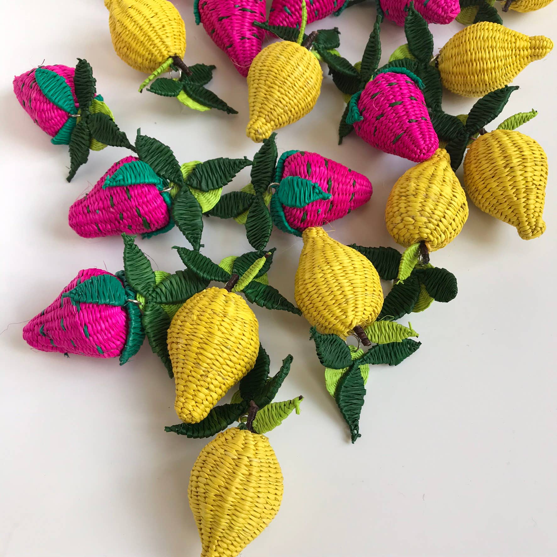 Belart Fair Trade - Wholesale Stud/Post Earrings - Iraca Woven Fruta & Leaf Bloom Stud Earrings - Large5