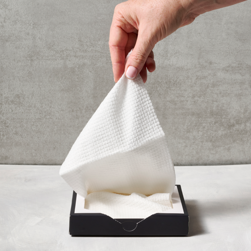 SimaBrand - Wholesale Face & Body Wipes - Disposable Face Towels – Travel Pack (8 pcs)1