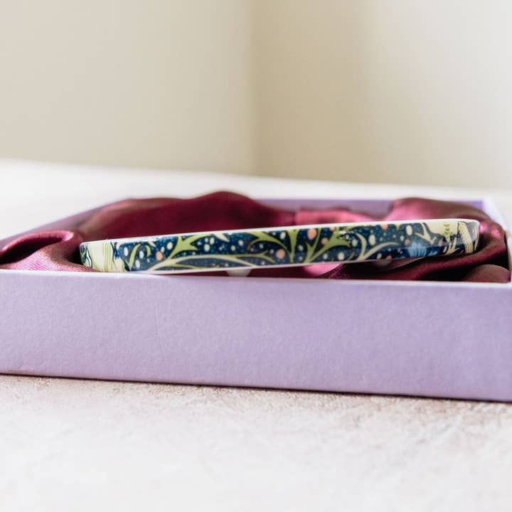 Halliesphere flower arranger - William Morris for wholesale by Halliesphere