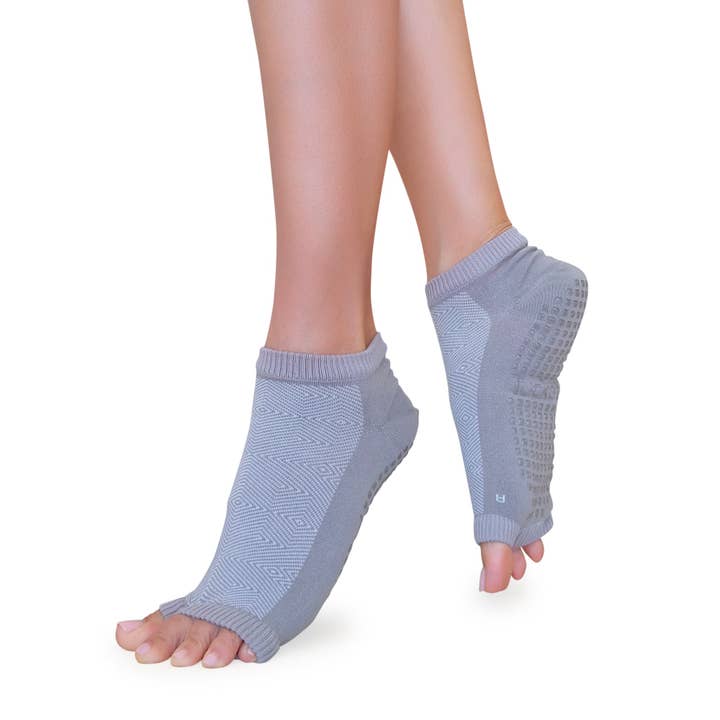 Chaussettes de Pilates Tucketts Flow - Antidérapantes, Ouvertes aux Orteils, Barre & Yoga - Femme pour la vente par Tucketts