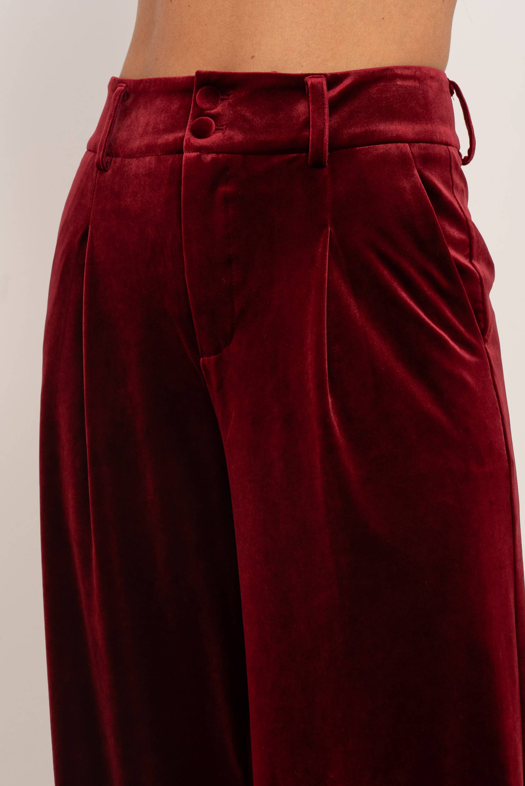 Attentif Paris - Wholesale Pants - Women's - Wide velvet and fluid pants with double button26
