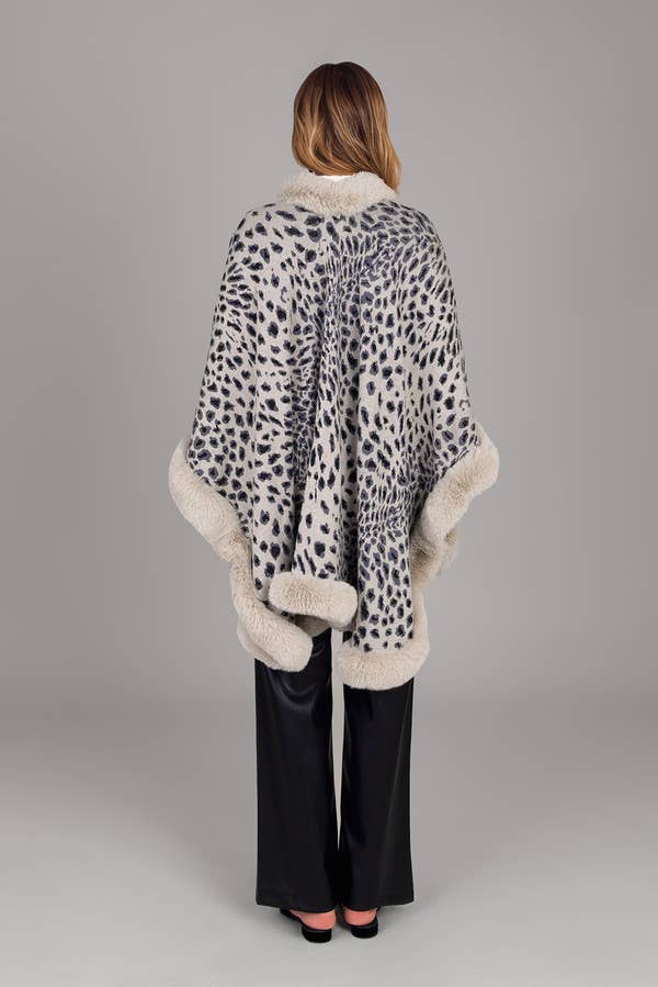 SAACHI - Wholesale Kimono - Women's - Faux Fur Cheetah Party Kimono2