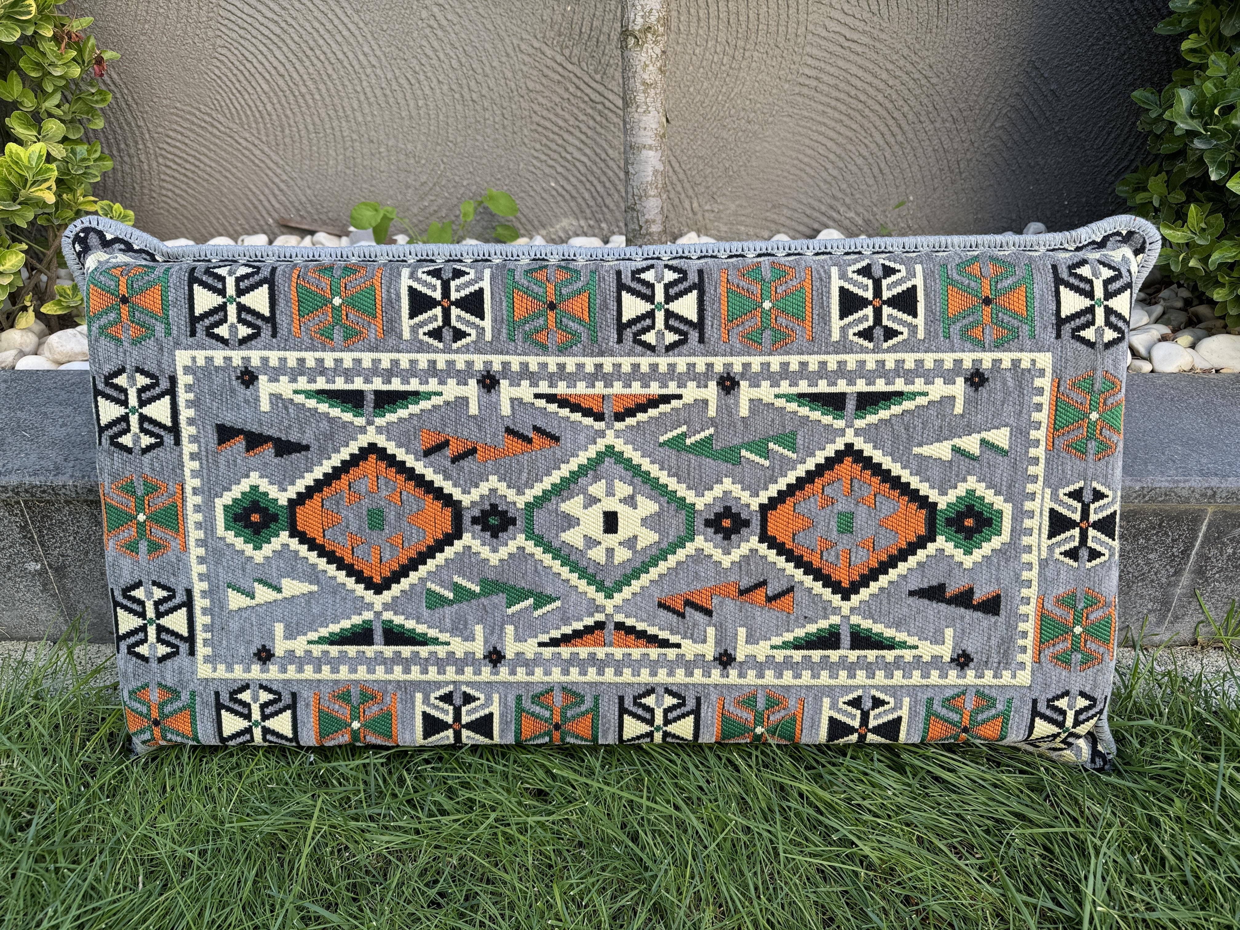 The Loom Wholesale – wholesale Ottoman – Handmade Floor Seating - Kilim Patterned Ottoman Floor Sofa18