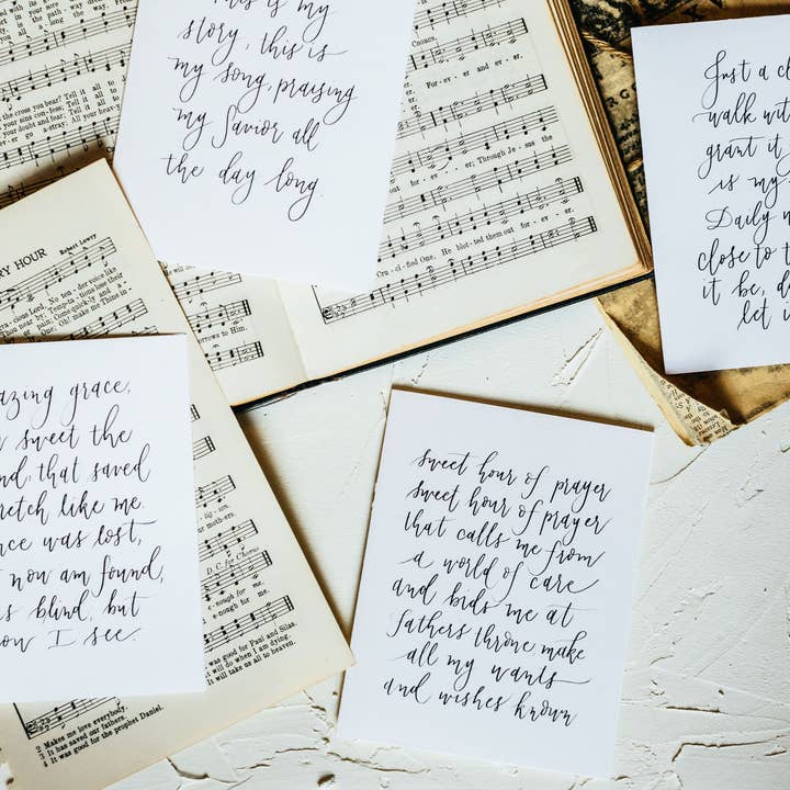 La boîte à cantiques pour la vente par Claire Sanders Calligraphy