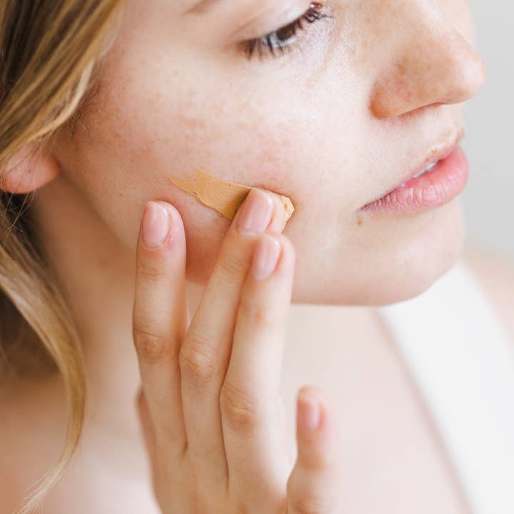 LASPA Naturals - Wholesale Sunscreen - SPF20 Tinted Matte Sunscreen