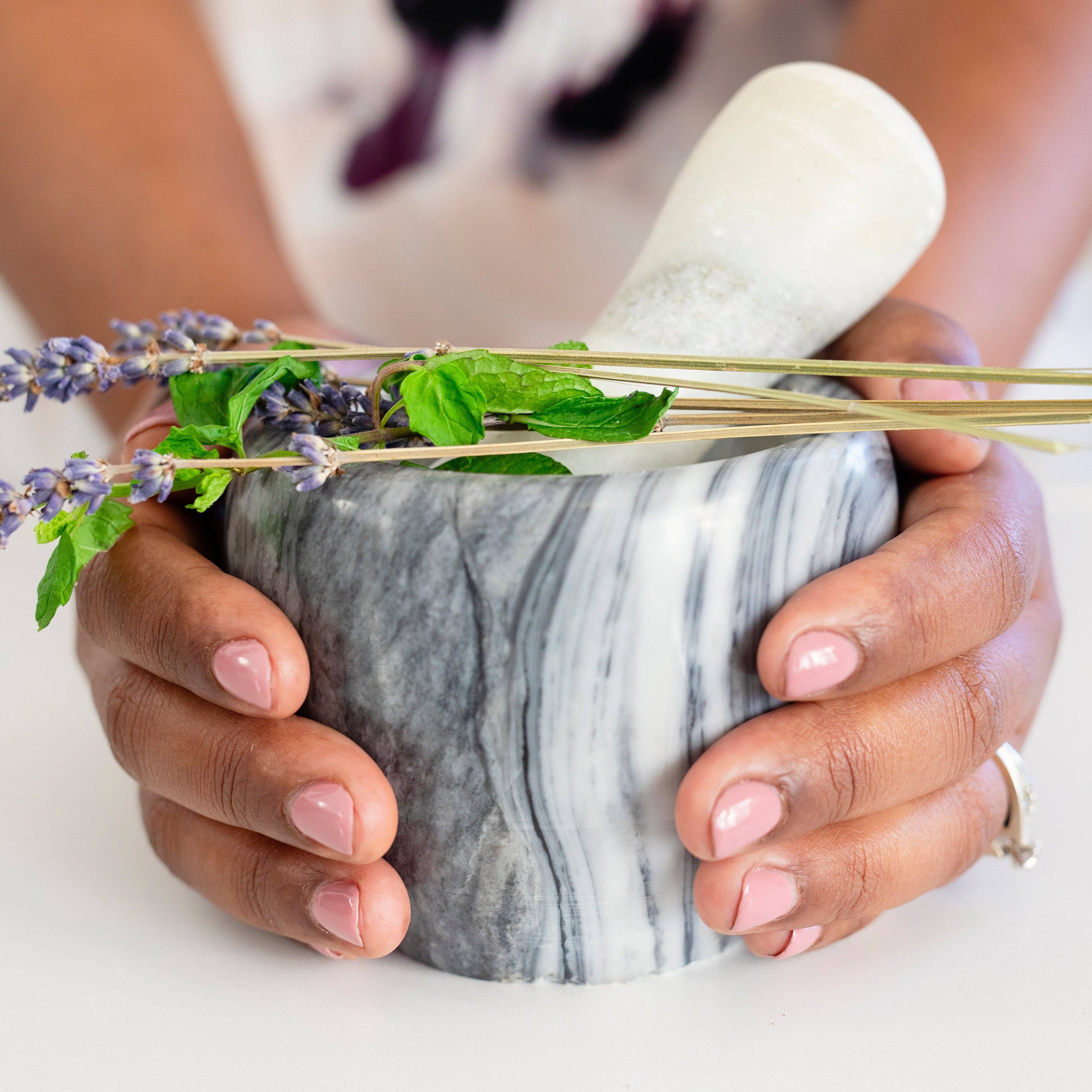 Earth tu Face - Wholesale Lip Balm - Best Selling!  Mini Lip Balm Shell Duos- Green Turbo out stock!2