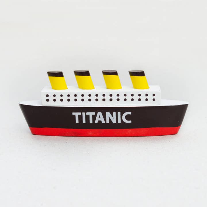 Mini Titanic Model for wholesale by Cowfield Design