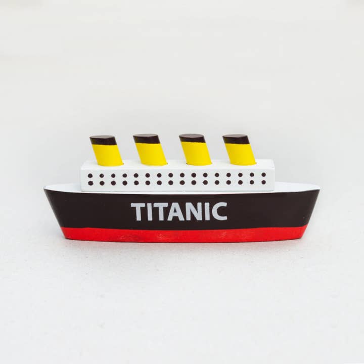 Mini Titanic Model for wholesale by Cowfield Design