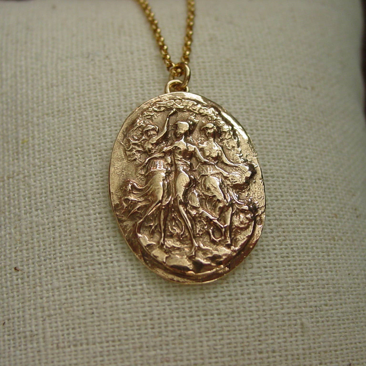 Vis a Vis Jewelry - Wholesale Pendant/Charm Necklace - The Three Graces Necklace6