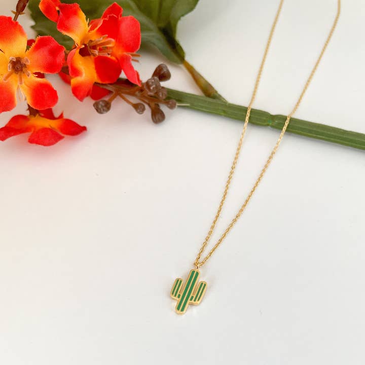 Colar de Cacto às Riscas – Vibrações Divertidas do Deserto em Cada Detalhe por atacado de Lilac and Rose