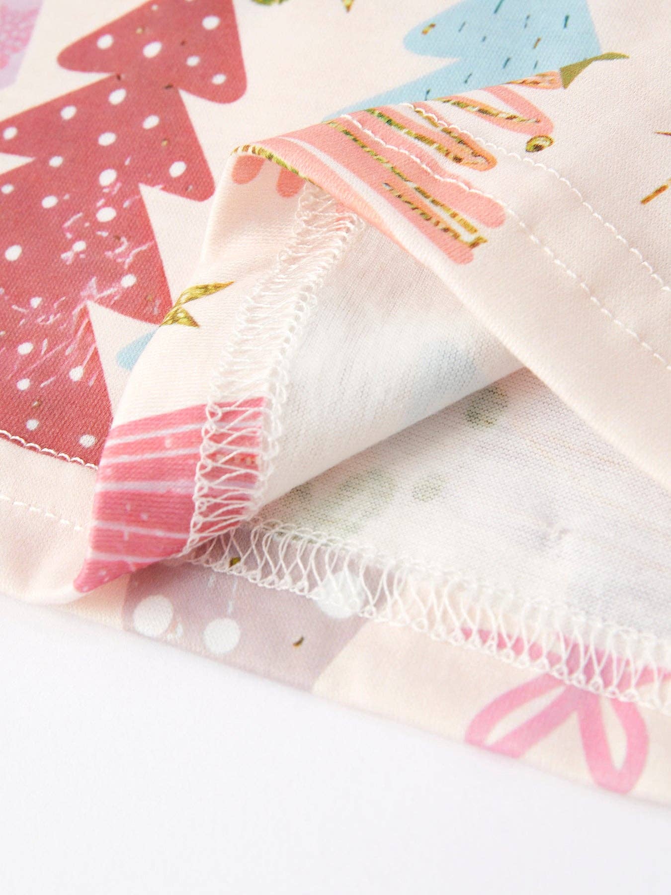 Rylee Faith Designs – wholesale Sleepwear set – Kids – Girls Christmas Letter Print Pajamas Set5